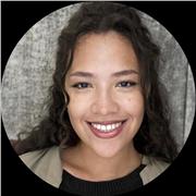 I am a empathetic perdón, discreet and very interested in all forms of expression, be it language, art or fashion. I like discussions or debates as long as they come from a place of respect.